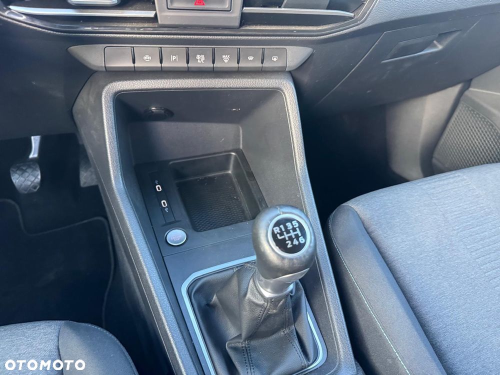 Ford Tourneo Connect - 21