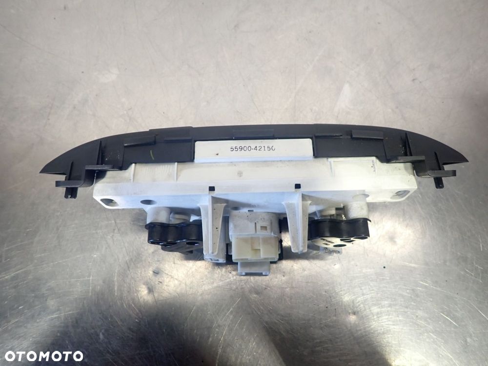PANEL STEROWANIA NAWIEWU KLIMATYZACJI TOYOTA RAV4 II 2.0 D 55900-42150 - 2