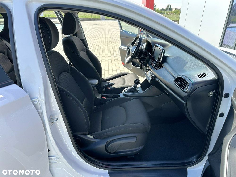 Hyundai i30 1.4 T-GDI DCT YES - 15