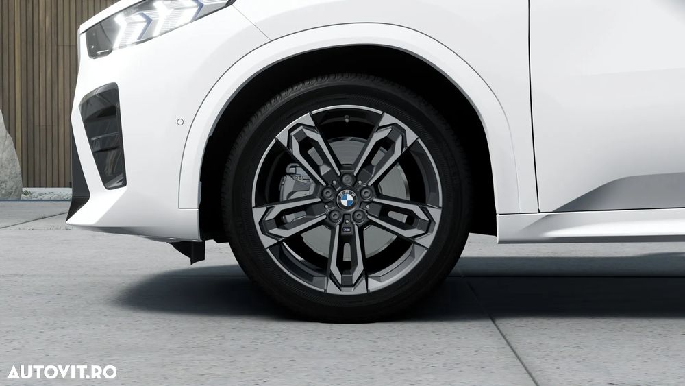 BMW iX2 xDrive30 - 11