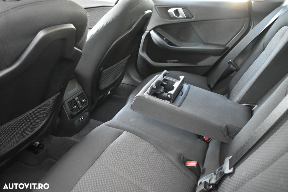 BMW Seria 2 218d AT - 19