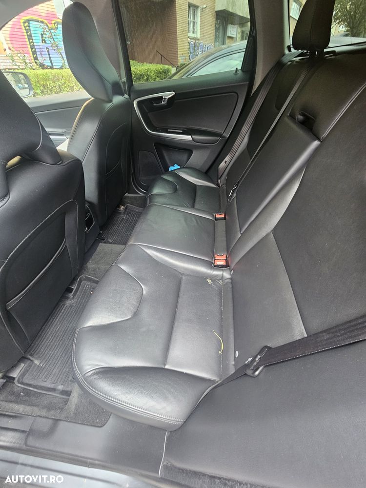 Volvo XC 60 - 10
