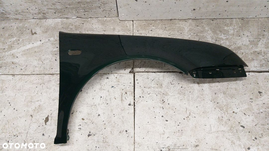 VW BORA 98-05rok BŁOTNIK PRAWY LC6M CYNK. - 1