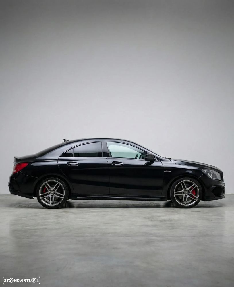 Mercedes-Benz CLA 45 AMG 4Matic 7G-DCT - 5