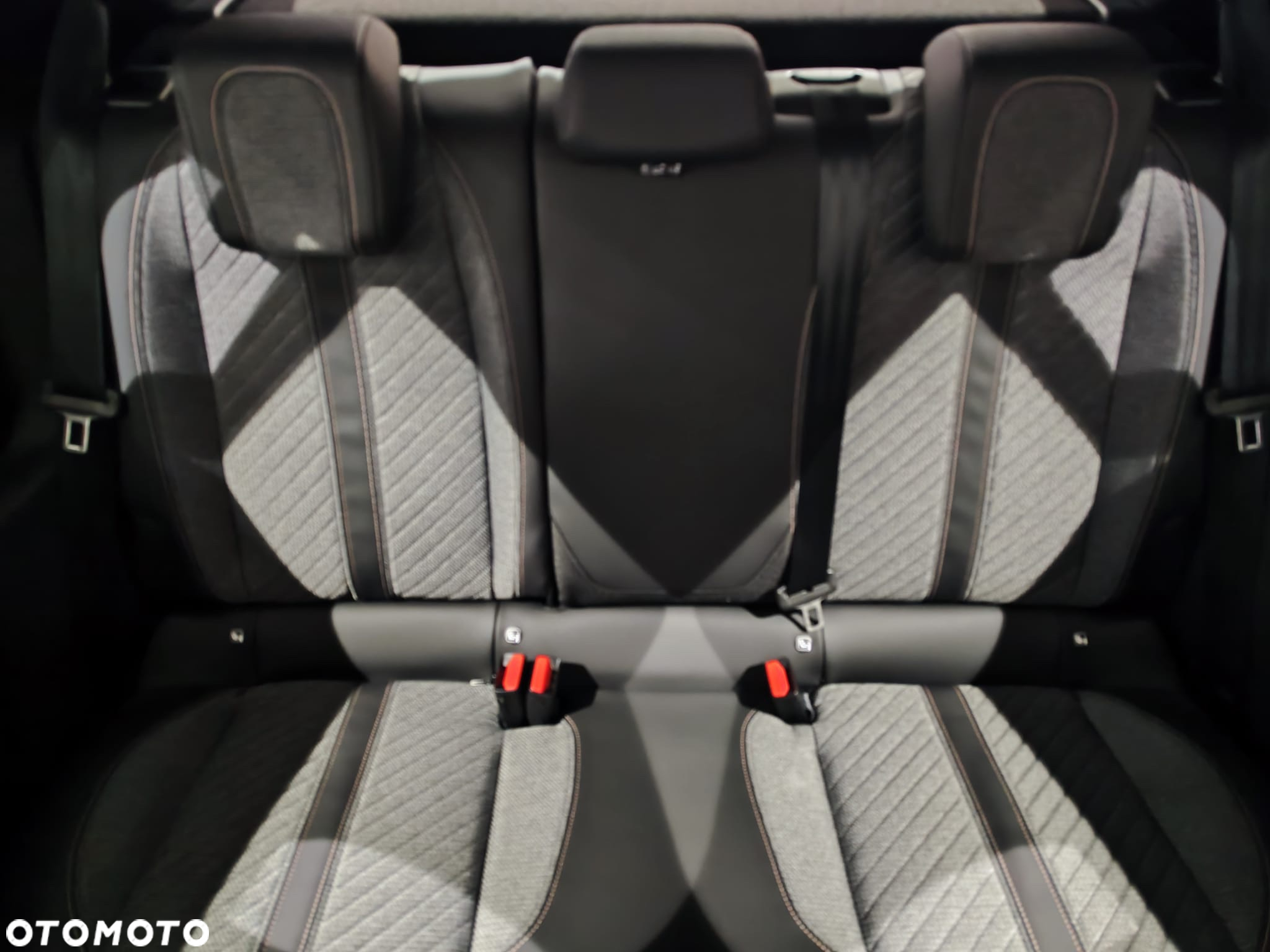 Peugeot 208 1.2 PureTech Allure S&S - 13