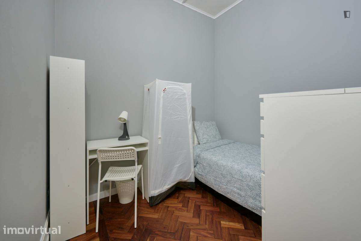 Quarto - localizado em Saldanha Lisbon - Grande imagem: 2/15