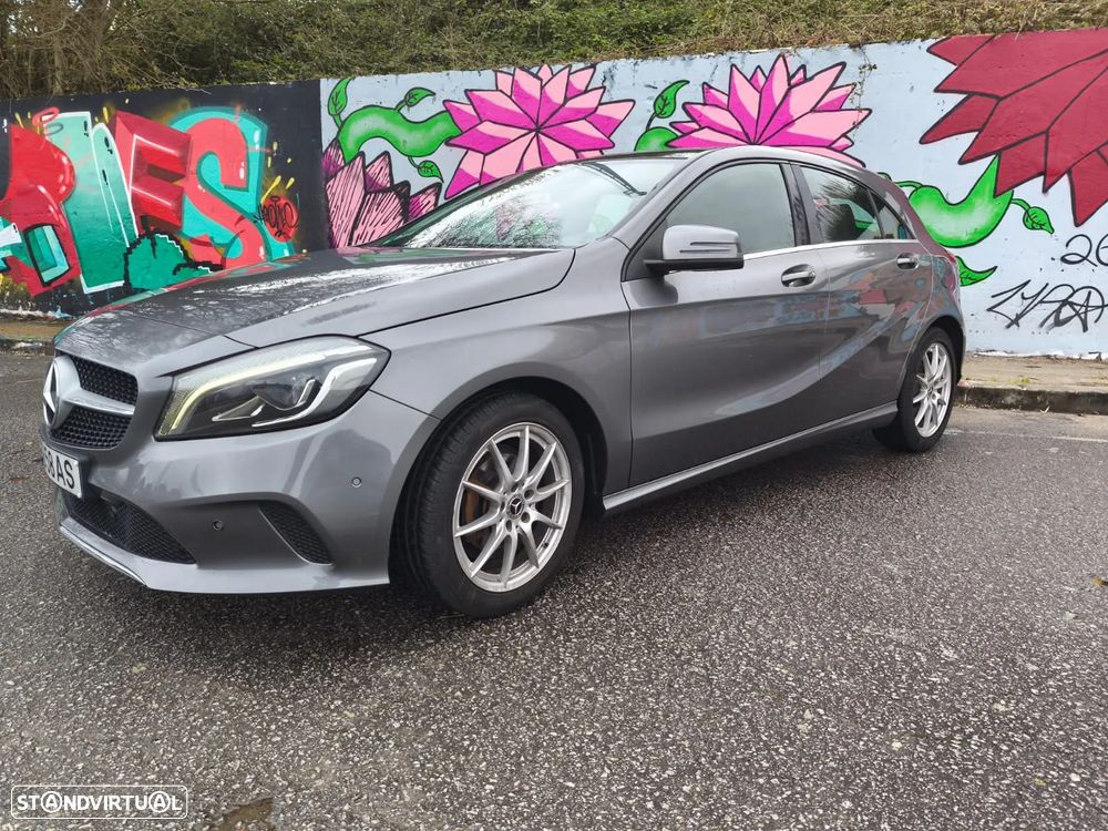 Mercedes-Benz A 180 CDI (BlueEFFICIENCY) Urban - 1