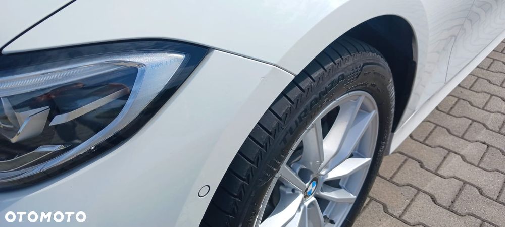 BMW Seria 3 320d xDrive MHEV Advantage - 10