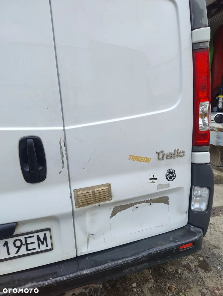 Renault Trafic - 10
