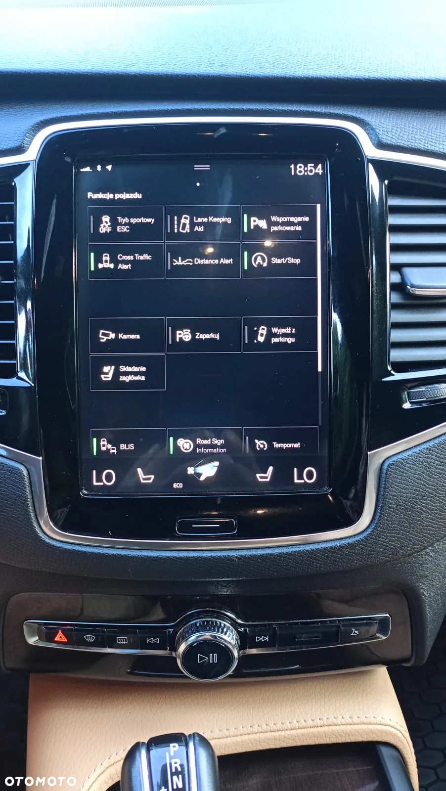 Volvo XC 90 - 24