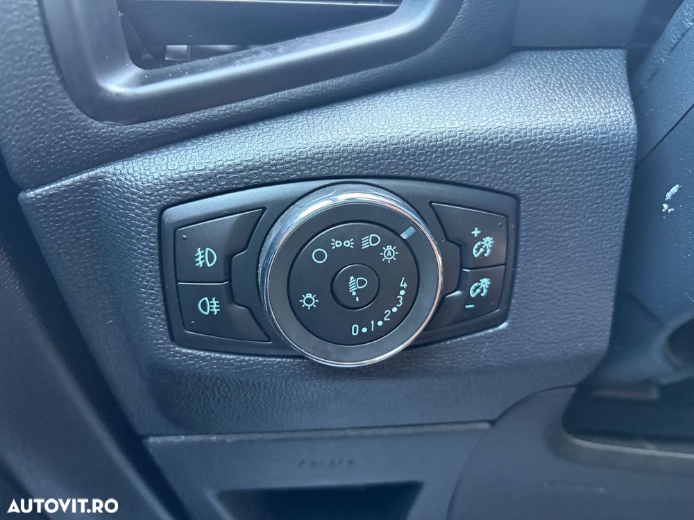 Ford EcoSport 1.0 EcoBoost Titanium - 18