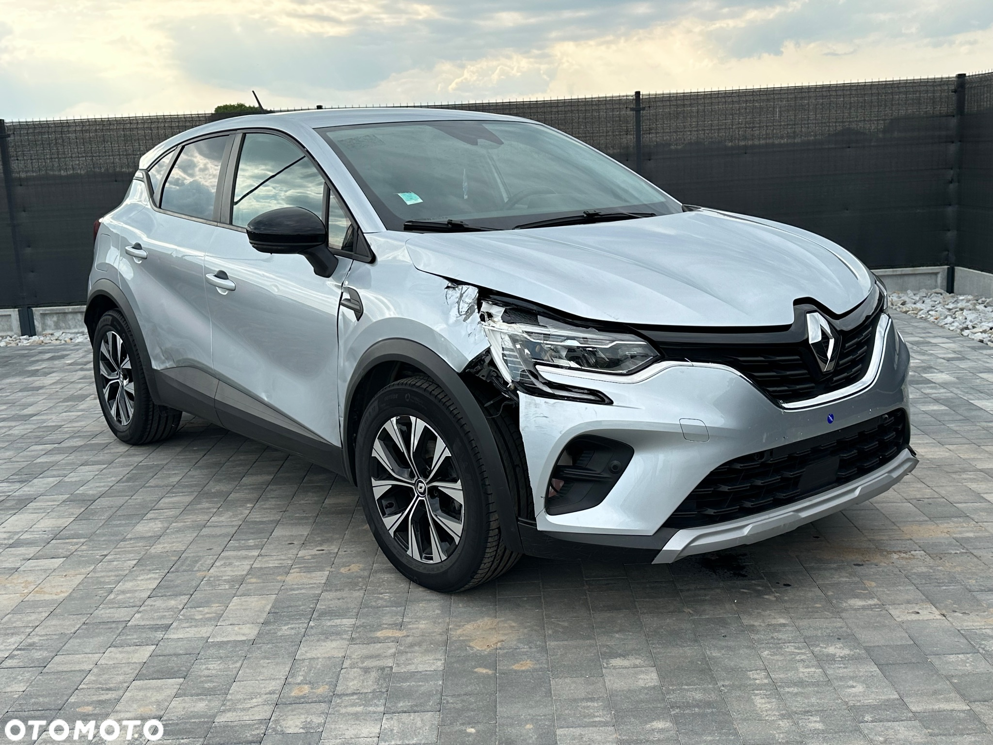 Renault Captur TCe 90 ZEN - 6
