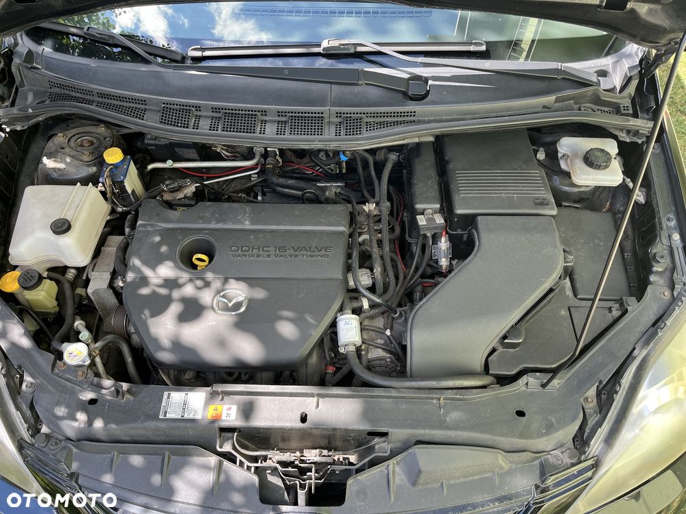 Mazda 5 - 8