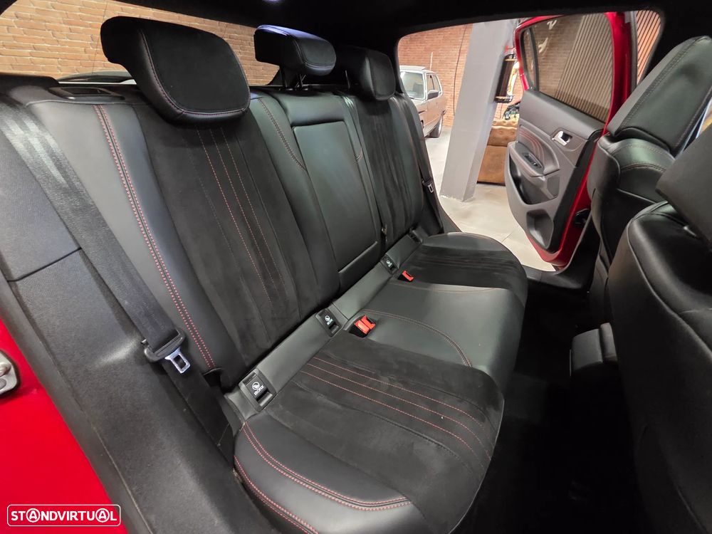 Peugeot 308 BlueHDi FAP 180 EAT8 Stop & Start GT - 18