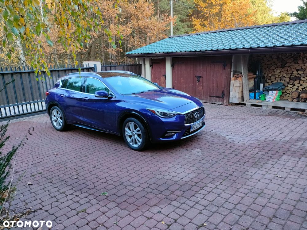 Infiniti QX30 - 1