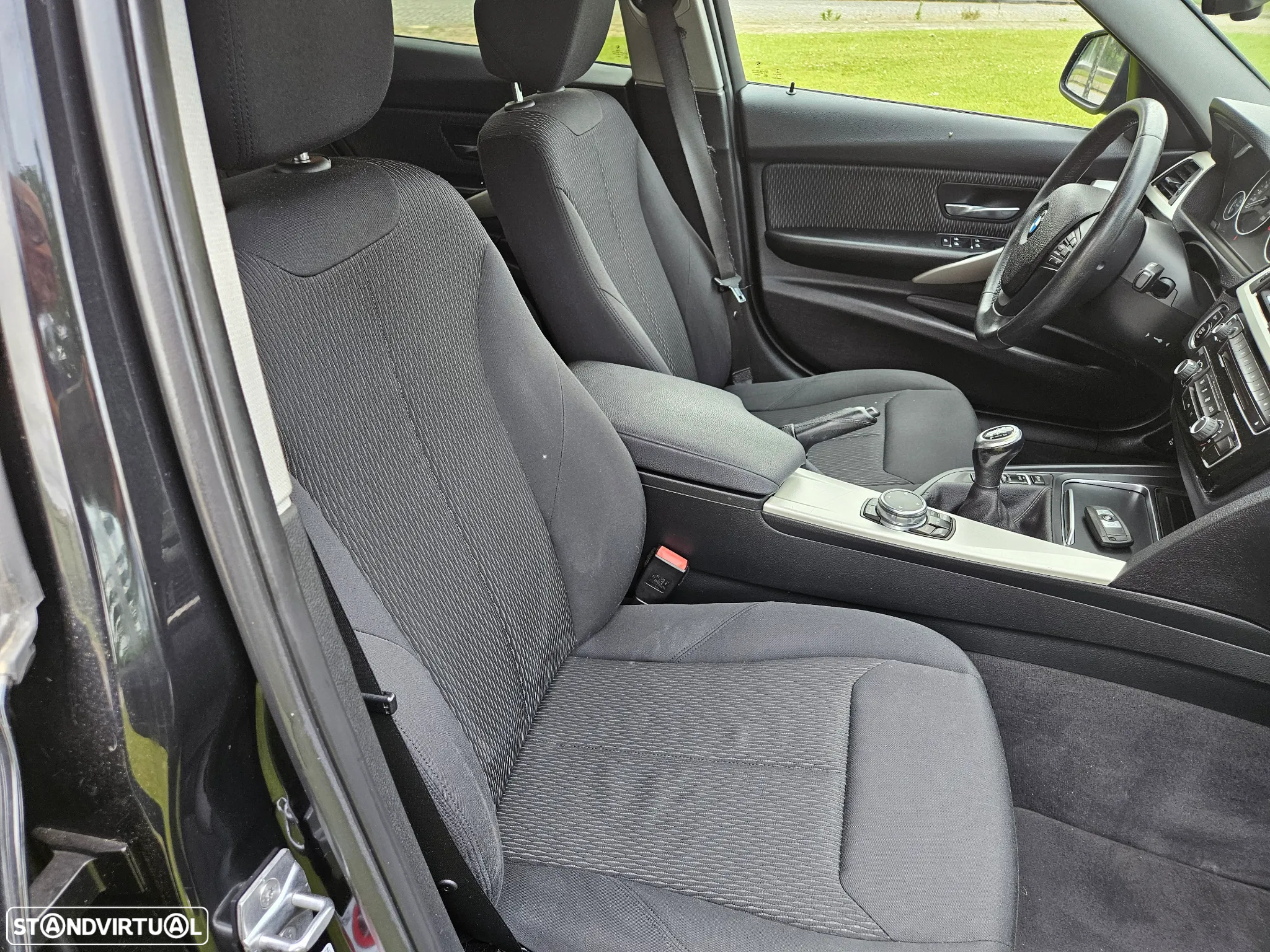 BMW 318 d Touring Line Luxury - 20
