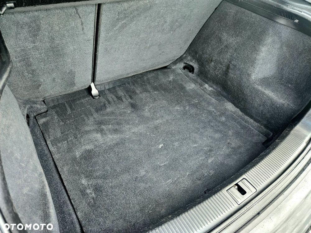 Audi A3 Sportback 1.6 TDI Ambiente - 31