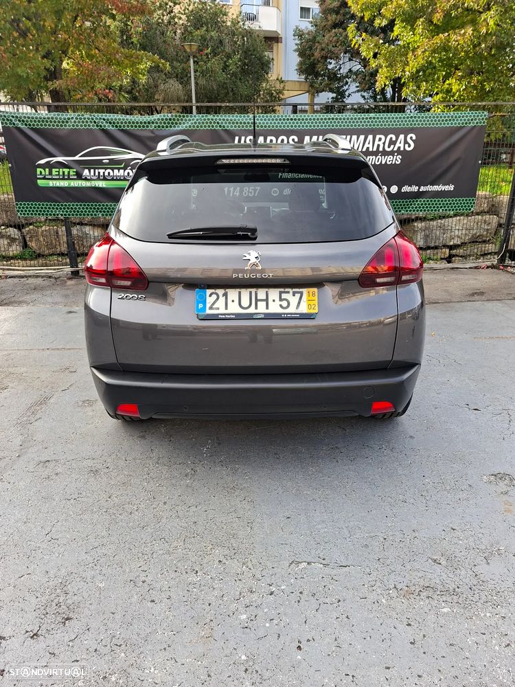 Peugeot 2008 1.2 PureTech Style - 5