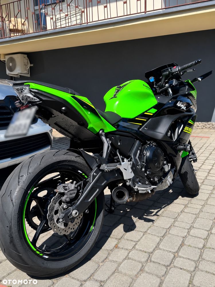 Kawasaki Ninja - 6