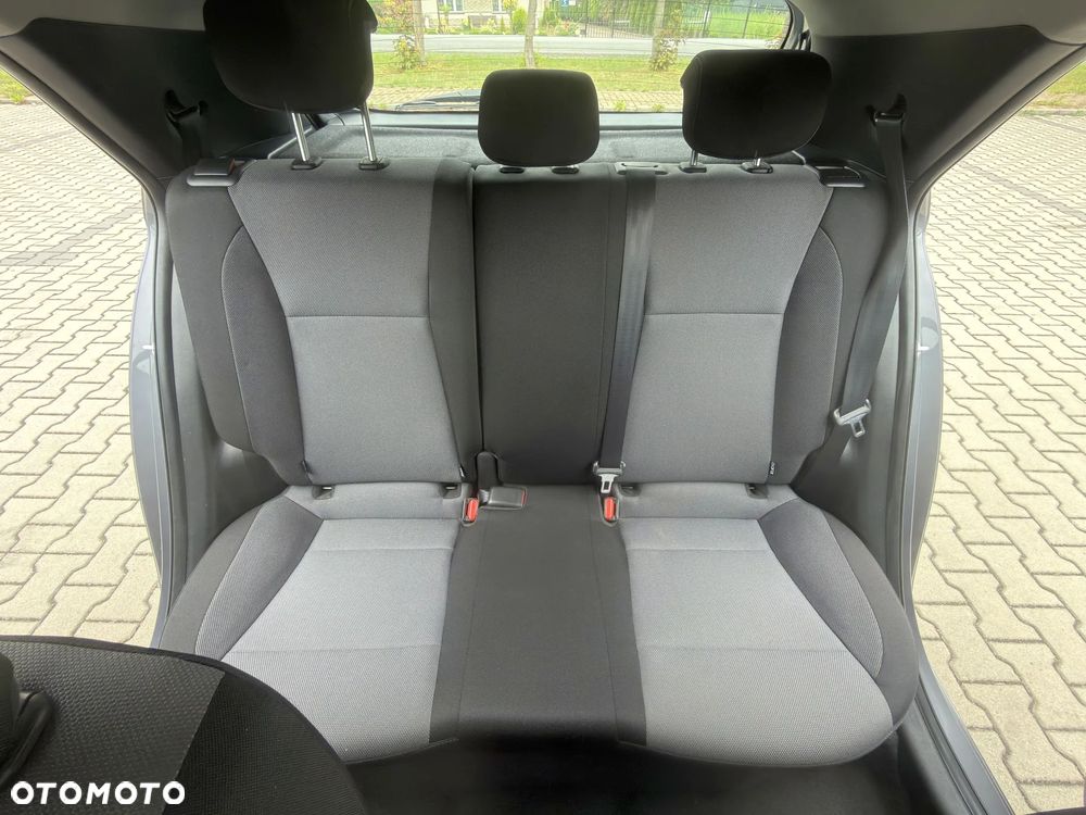 Hyundai i20 1.2 Comfort - 11