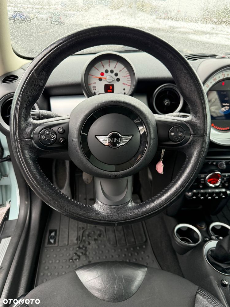 MINI Cooper Standard - 18