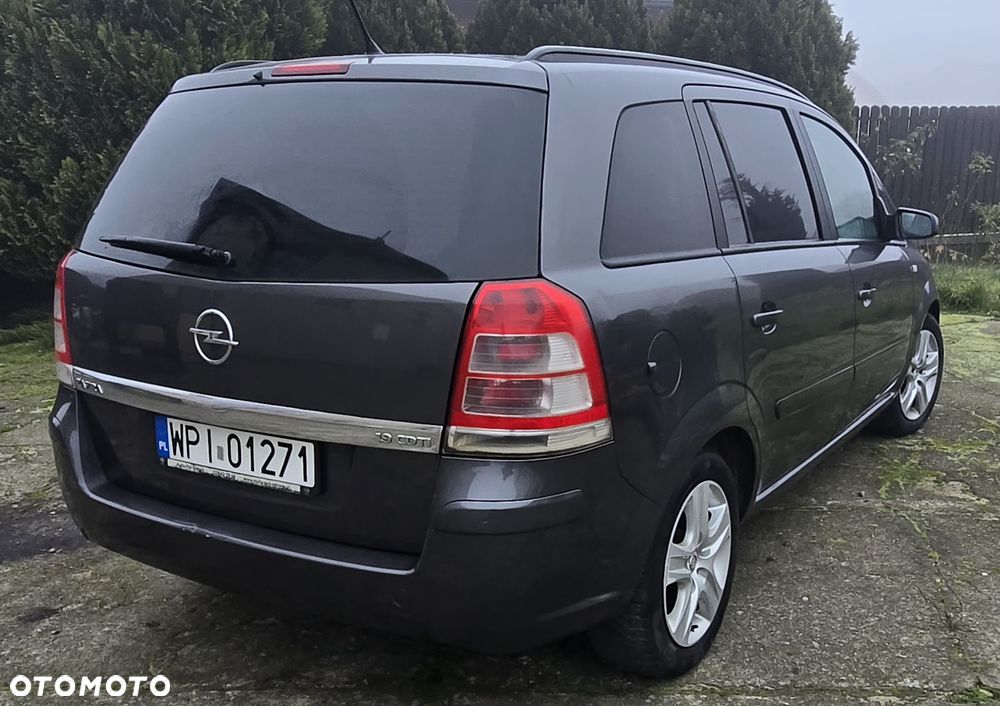 Opel Zafira - 5