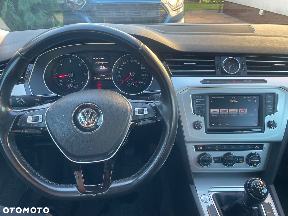 Volkswagen Passat 2.0 TDI BMT Comfortline - 6