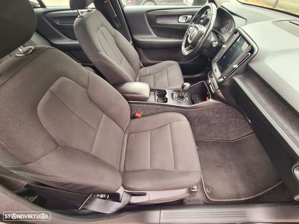 Volvo XC 40 2.0 D3 Momentum - 14