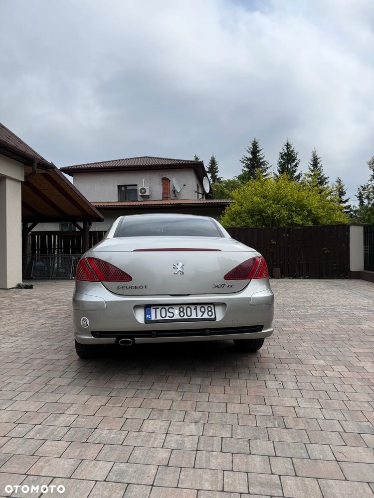 Peugeot 307 CC - 8
