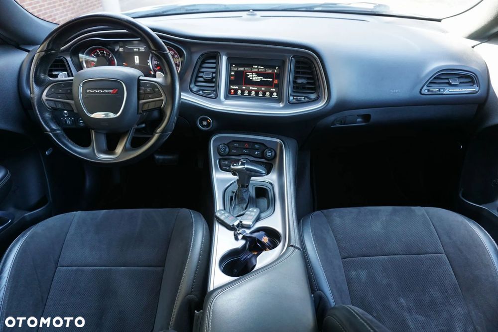 Dodge Challenger Automatik R/T Plus - 16
