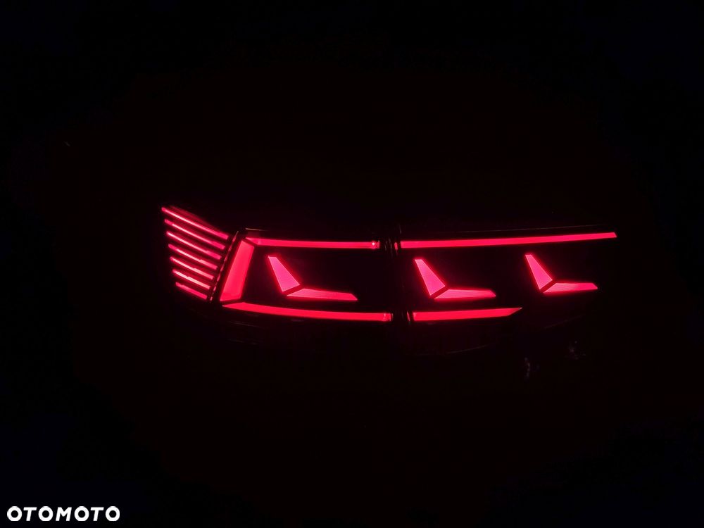 Volkswagen Passat - 23