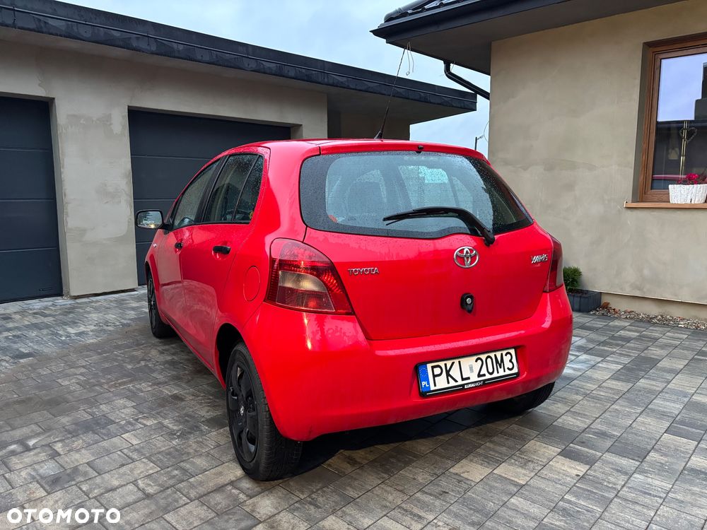 Toyota Yaris - 9