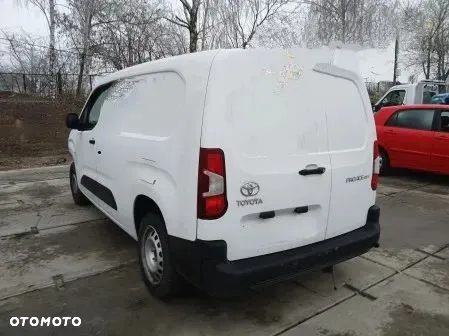 Toyota PROACE CITY wersja LONG + części do naprawy. - 3