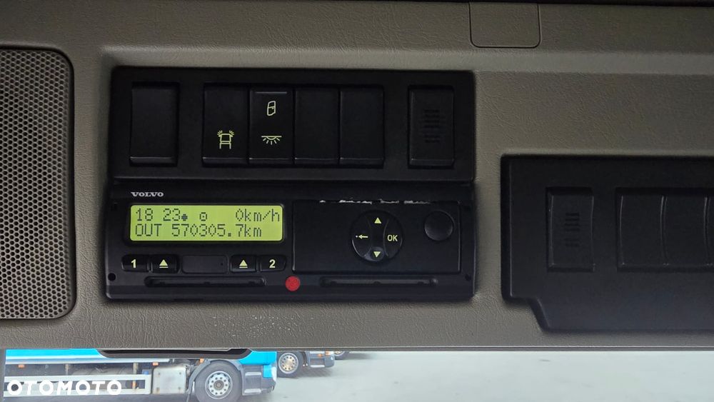 Volvo FM 370 6x2 rama do zabudowy, beczka asenizacyjna mleko laweta full air oś skrętna niski przebieg! - 29