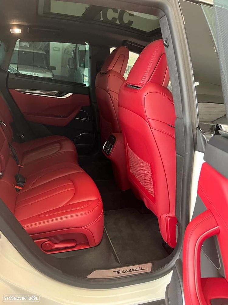 Maserati Levante - 17