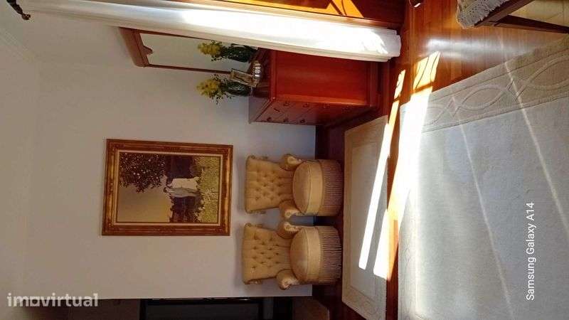 Arrendo suite com 30 m2 com wc sala e estacionamento grátis - Grande imagem: 2/7