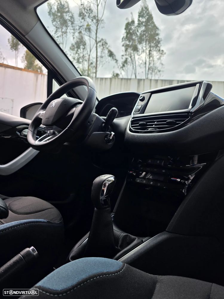 Peugeot 208 1.6 e-HDi Allure - 47