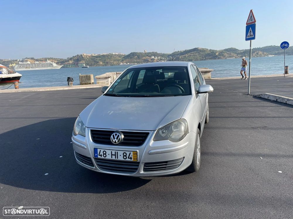 VW Polo 1.2 Confortline - 2