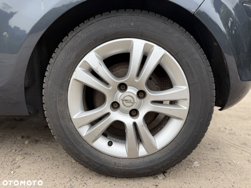 Opel Corsa - 16