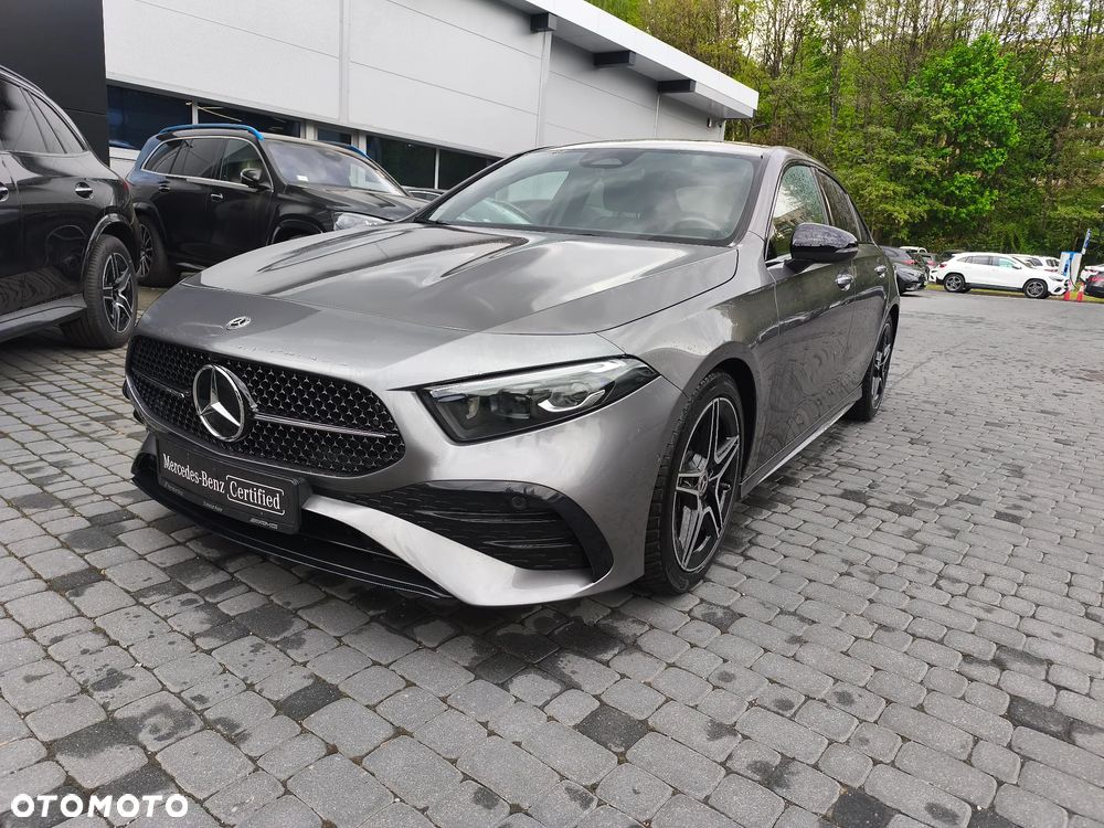Mercedes-Benz Klasa A 200 AMG Line 7G-DCT - 2