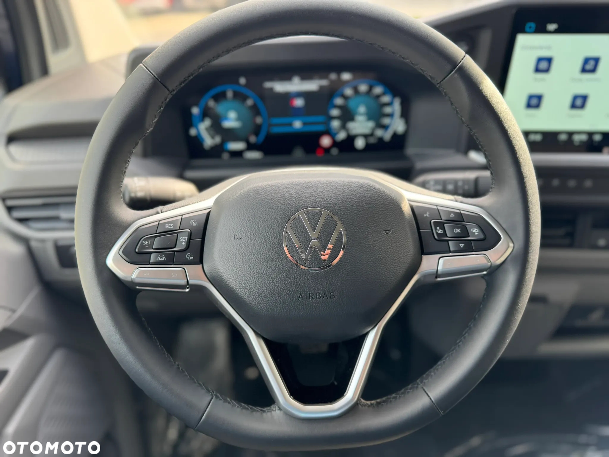 Volkswagen Nowy Transporter - 16