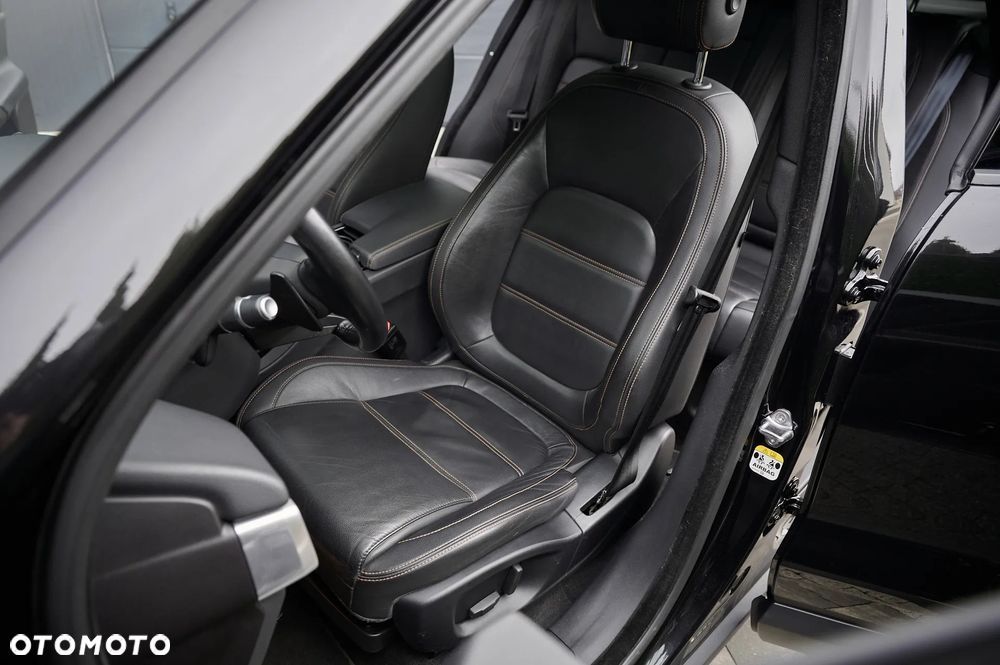 Jaguar F-Pace 20d AWD Prestige - 18