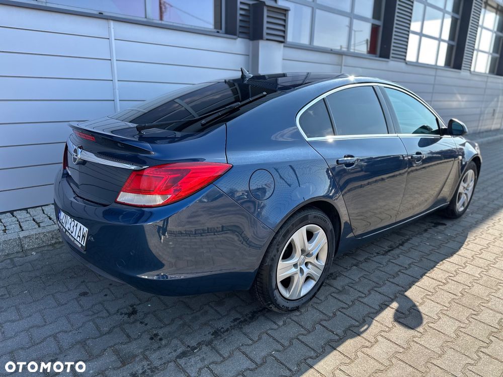 Opel Insignia 1.8 - 6