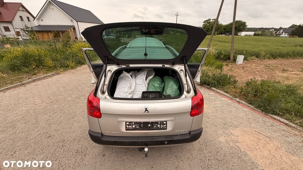 Peugeot 207 1.4 Trendy - 13