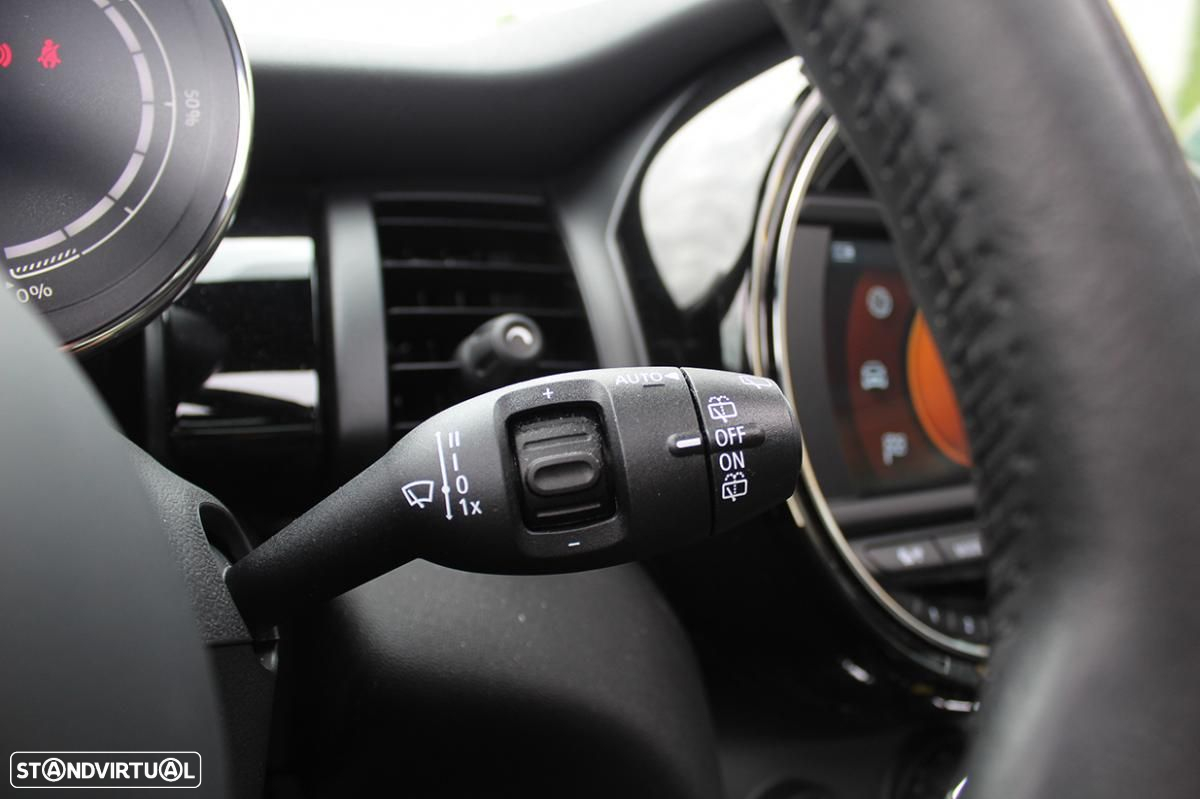 MINI 3 Portas Cooper SE Essential - 44