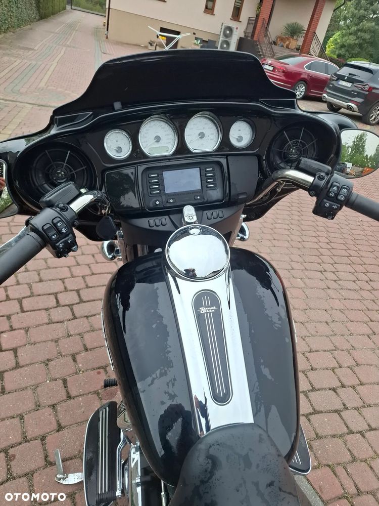 Harley-Davidson Touring Street Glide - 7