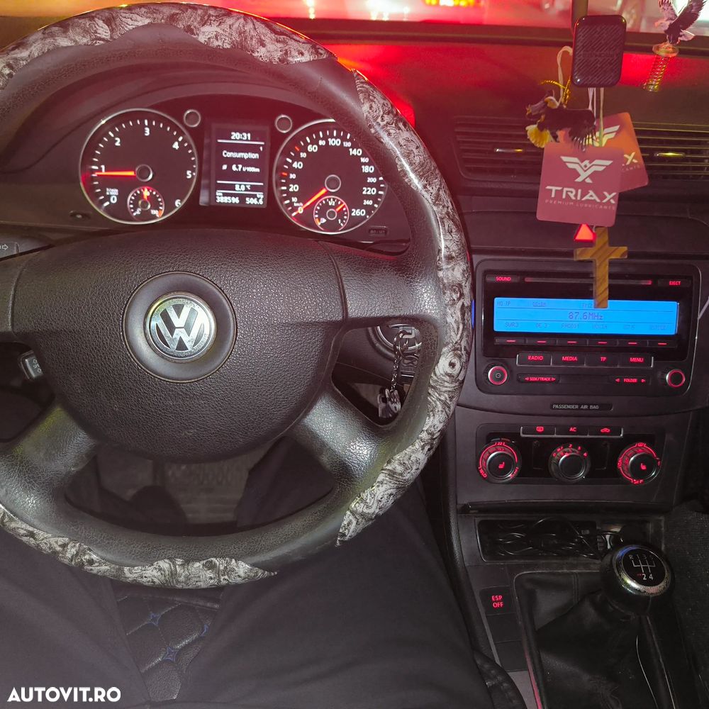 Volkswagen Passat 2.0 TDI Comfortline DPF - 6