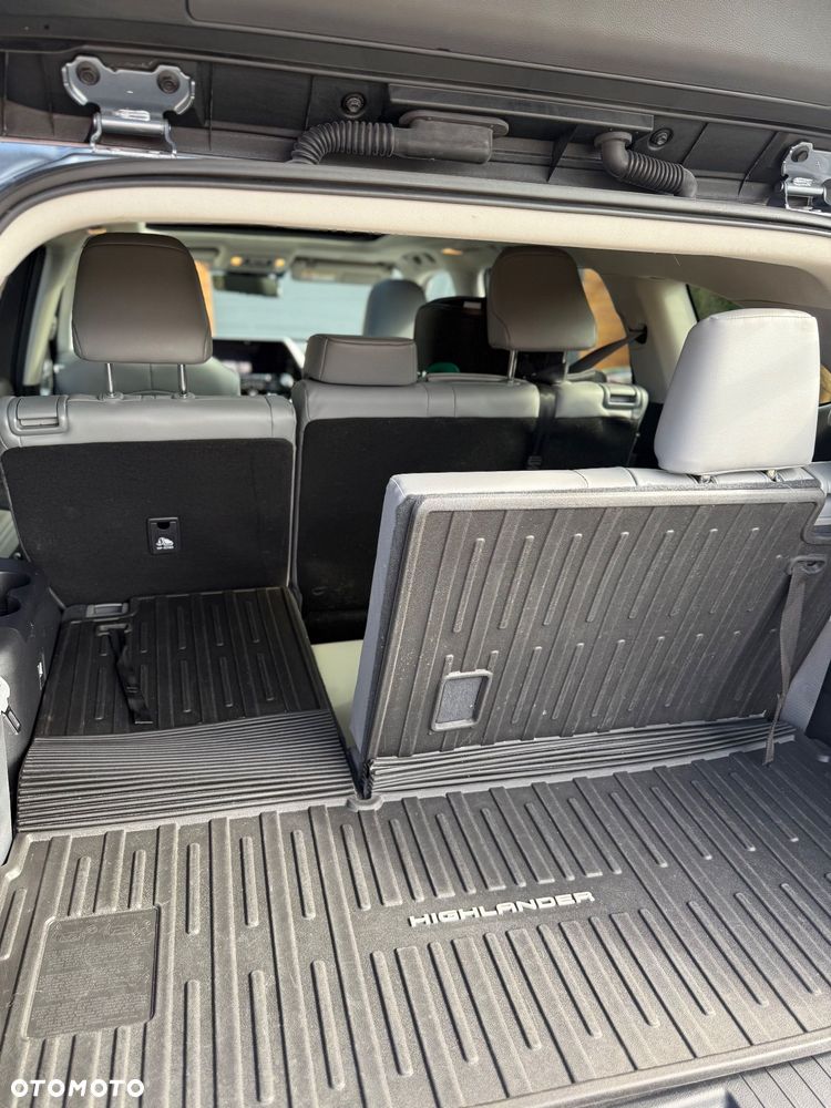 Toyota Highlander 2.5 Hybrid Executive Style - 14
