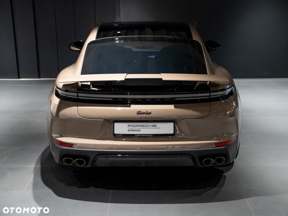 Porsche Panamera 2024