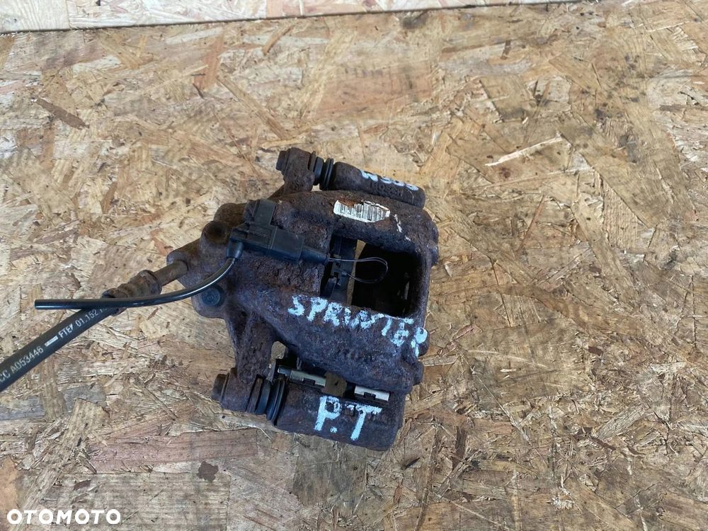ZACISK HAMULCOWY PRAWY TYŁ MERCEDES SPRINTER W906 A9064231498 - 1
